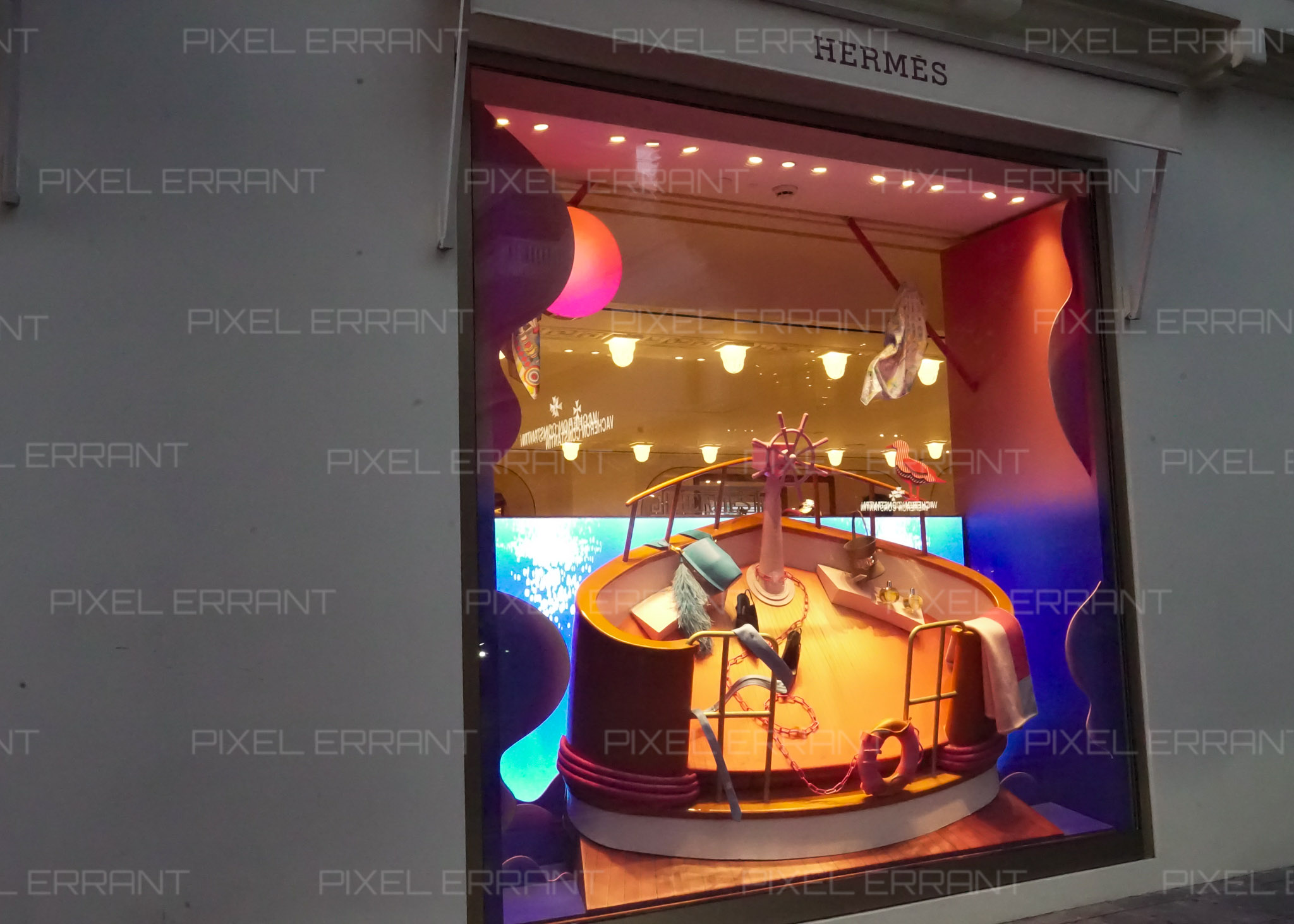 Vitrine de la boutique Hermes de Hanoï