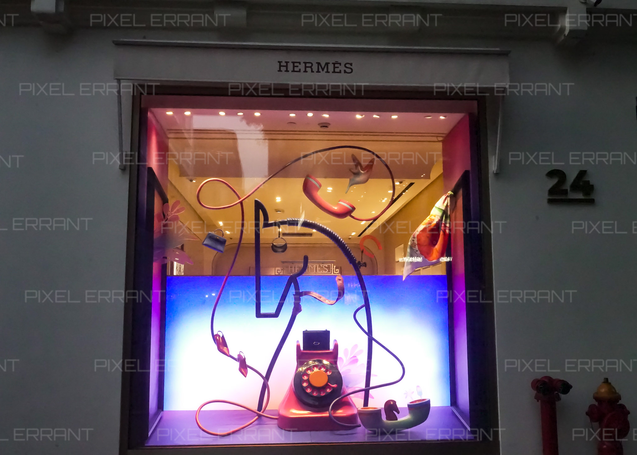 Vitrine de la boutique Hermes de Hanoï